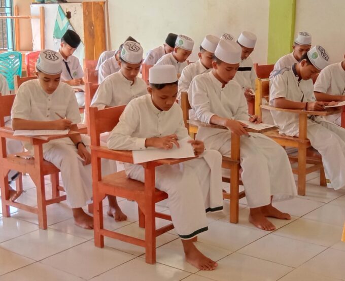 Manfaat Menuntut Ilmu Di Pondok Pesantren