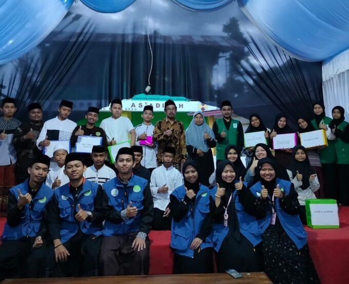 Resmi Ditutup Dua Perkampungan di Pontren As’adiyah Galung Beru