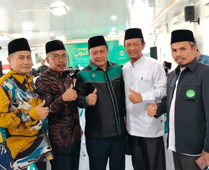 Ketua Yayasan Pontren As'adiyah Galung Beru Hadiri Seminar Internasional di Sengkang
