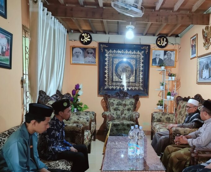 Ketua Yayasan Pontren As'adiyah Galung Beru Kunjungi Pontren Salafiyah Parappe