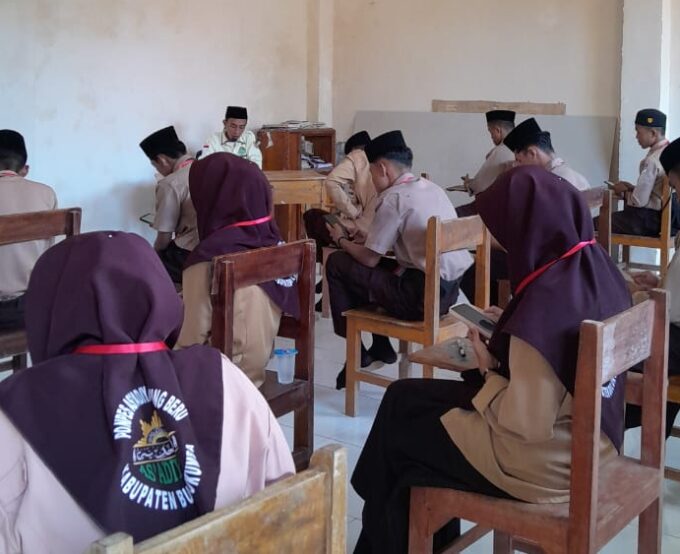 Pontren As’adiyah Galung Beru Gelar Ujian Akhir As'adiyah Serentak Berbasis Android