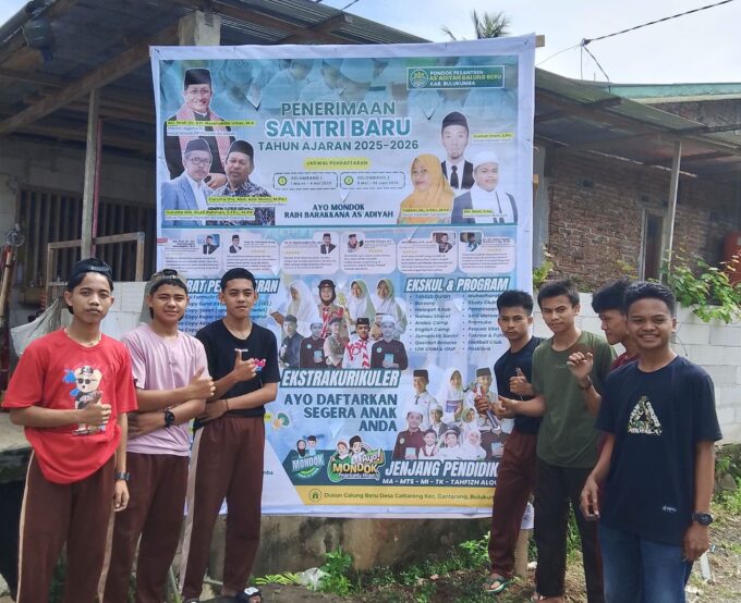 Pontren As'adiyah Galung Beru Sebar Spanduk PSB 2025/2026