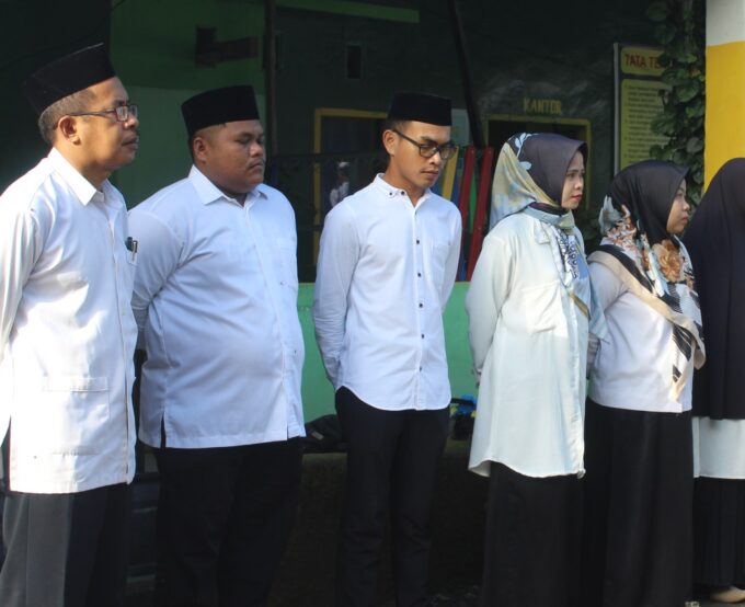 Ketua Yayasan Apresiasi Langkah Asgar Center Latih Santri Kehumasan