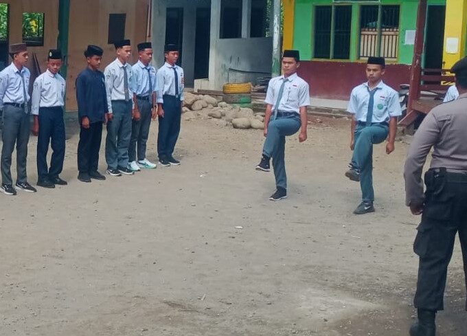 Empat Santri As’adiyah Galung Beru Lolos Seleksi Paskibra Kecamatan Gantarang 2025
