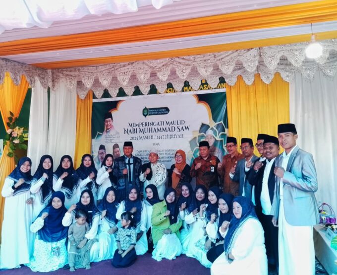 Peringati Maulid Nabi, As'adiyah Galung Beru Teguhkan Komitmen Dakwah dan Pendidikan