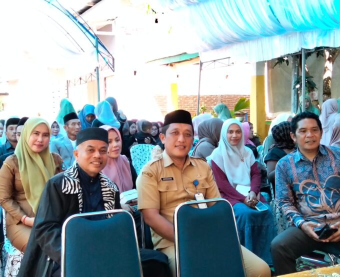 Ketua Forkom Hadiri Penamatan As’adiyah Galung Beru, Tegaskan Peran Orang Tua dalam Pendidikan