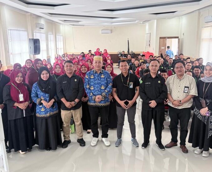 Perkuat Publikasi, Guru MTs As’adiyah Galung Beru Ikuti Pelatihan Humas Kemenag