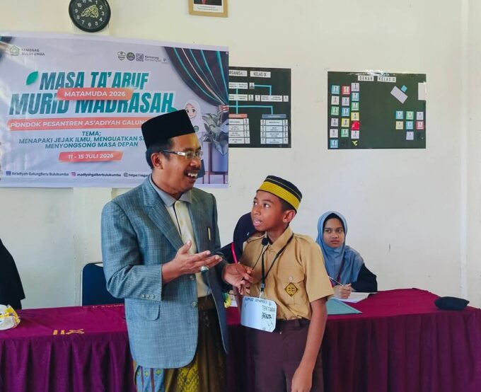 Ketua Yayasan Ajak Santri Baru Mengenal Sejarah dan Spirit Perjuangan As'adiyah Galung Beru