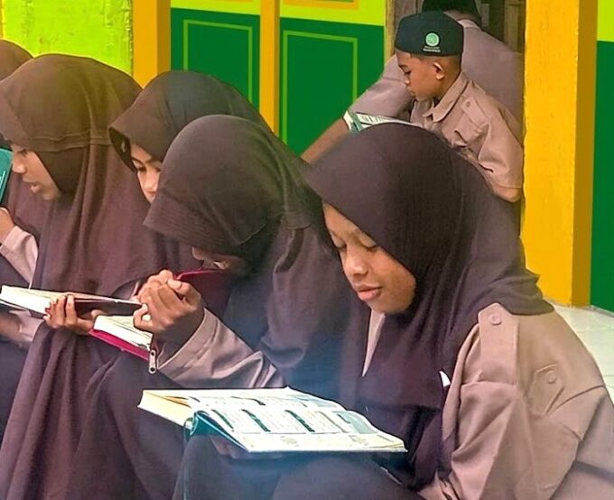 Tahfiz di Luar Kelas, Cara MTs As’adiyah Galung Beru Perkuat Literasi Al-Qur’an